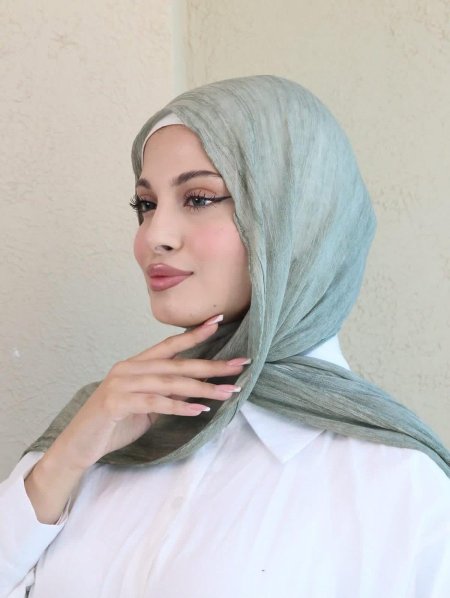اخضر فاتح